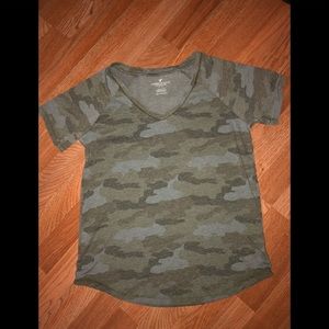 American Eagle shirt